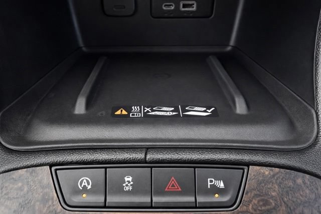 Used 2021 GMC Acadia Denali w/ Denali Ultimate Package AWD/4WD image 25
