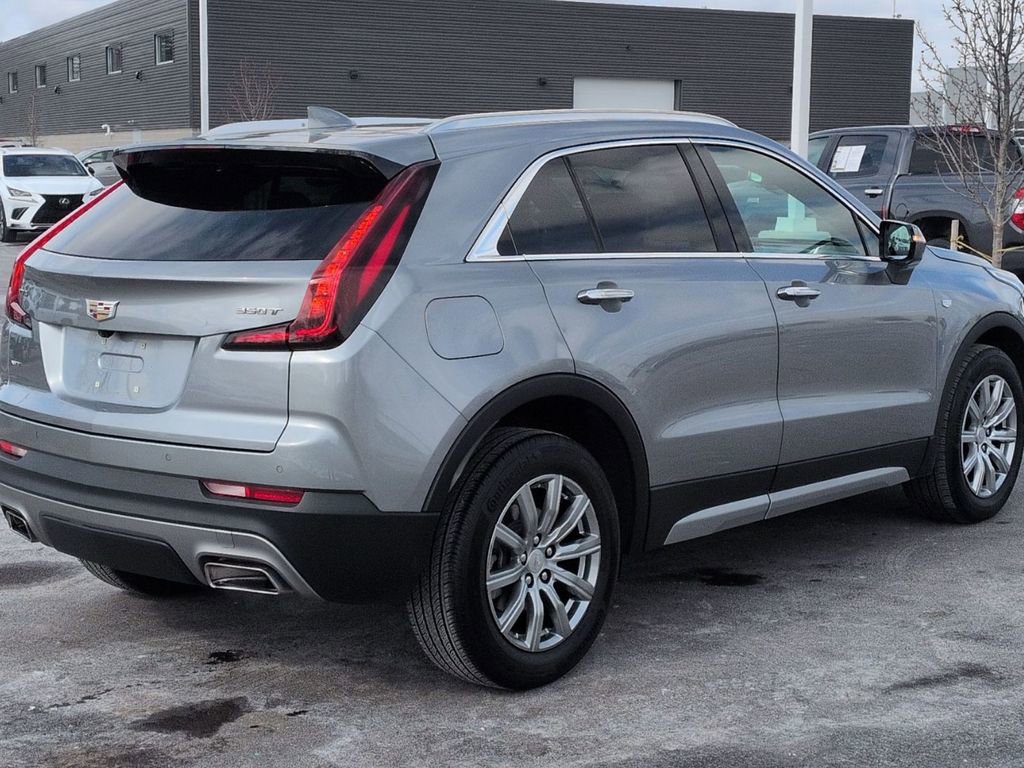 Used 2023 Cadillac XT4 Premium Luxury w/ Cold Weather Package image 13