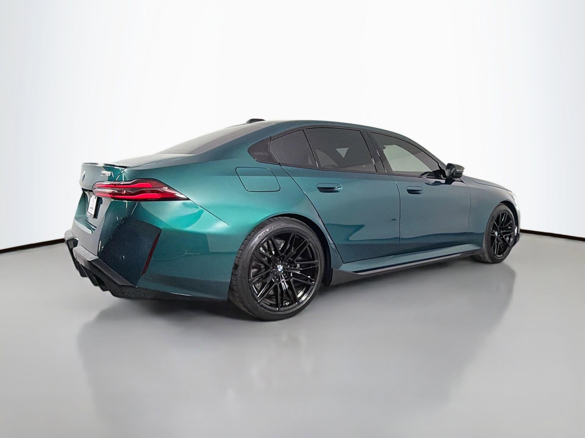 New 2026 BMW M5 w/ Executive Package image 5