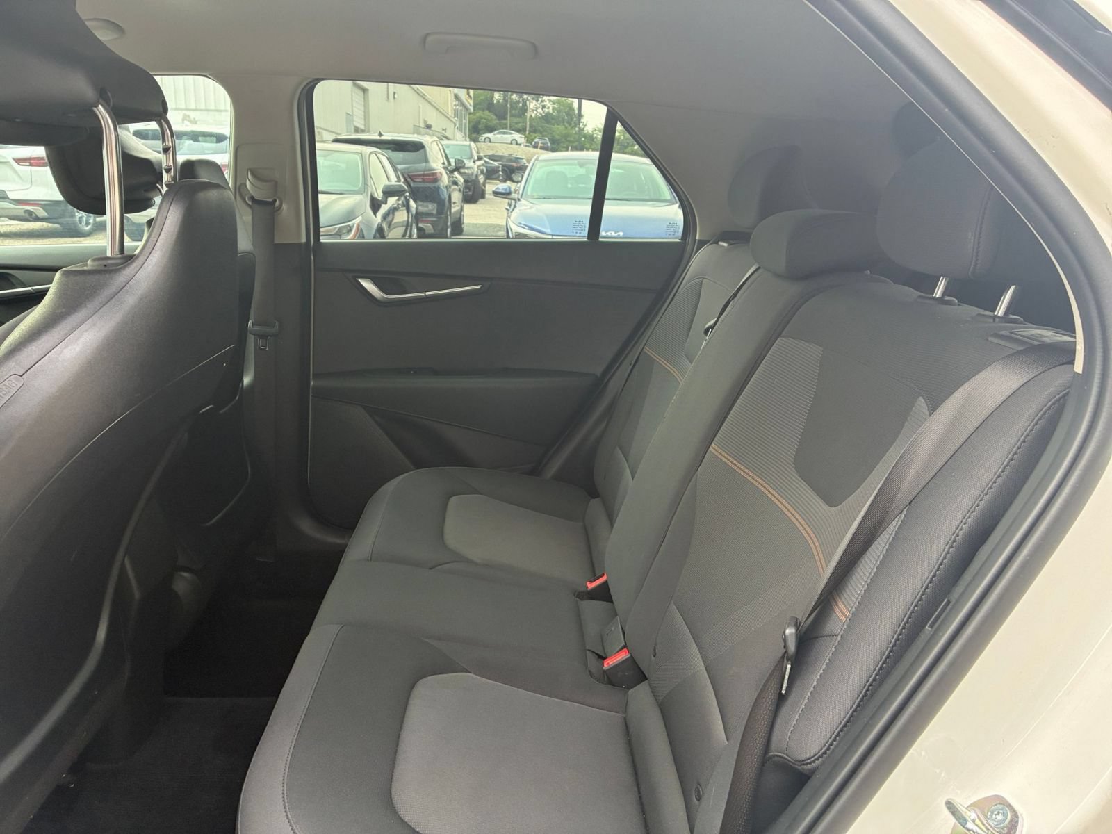 Used 2026 Kia Niro LX FWD image 21
