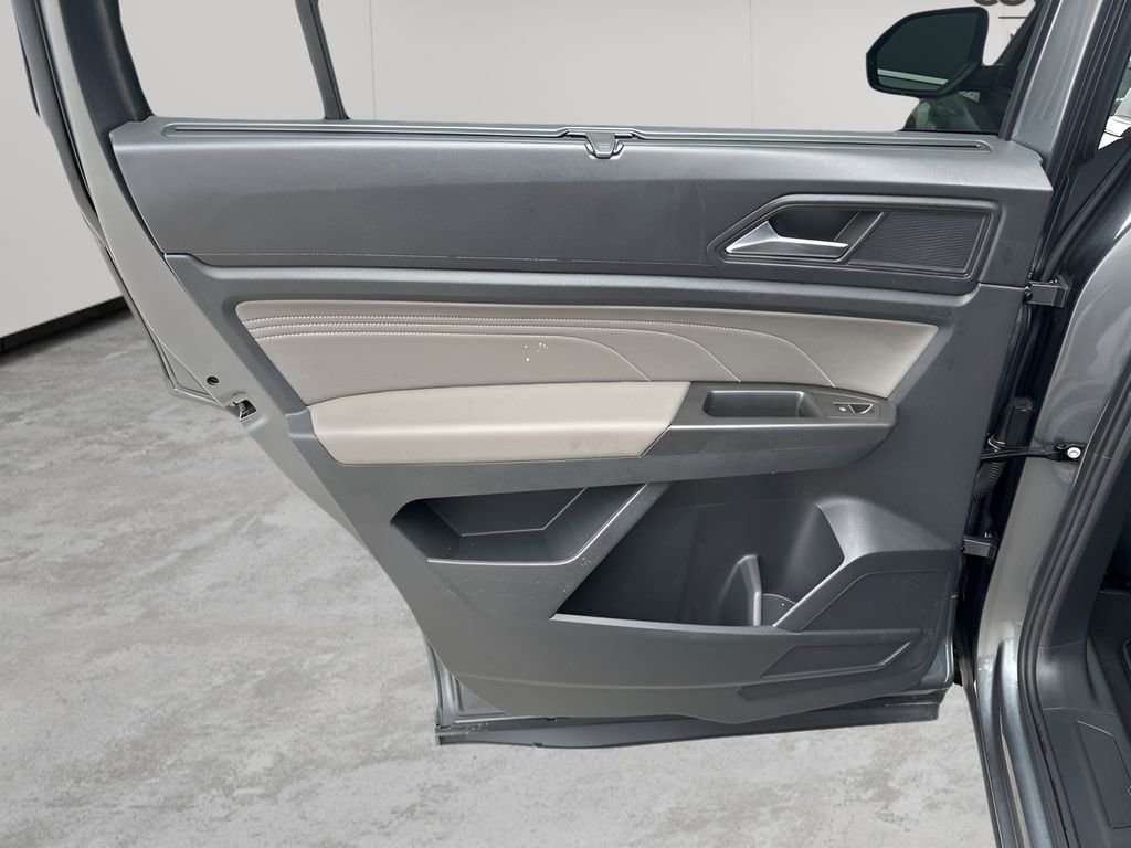 Used 2022 Volkswagen Atlas SE image 17