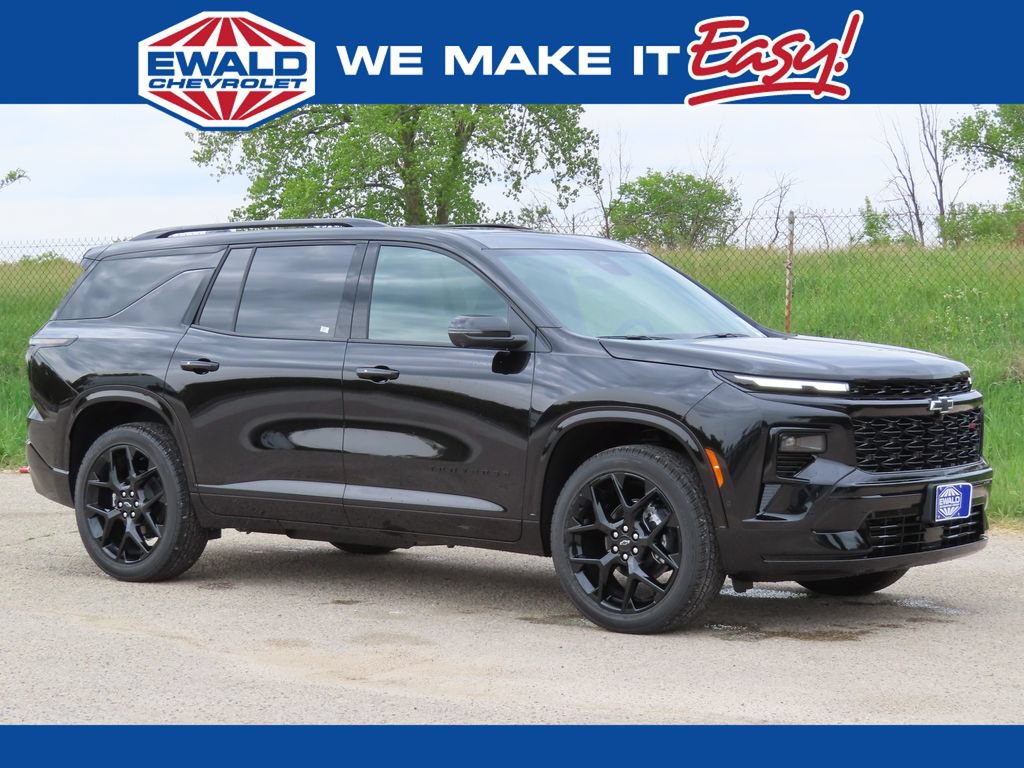 New 2026 Chevrolet Traverse RS w/ LPO, Floor Liner Package AWD/4WD image 1