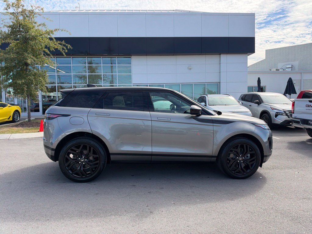 Used 2020 Land Rover Range Rover Evoque SE AWD/4WD image 12