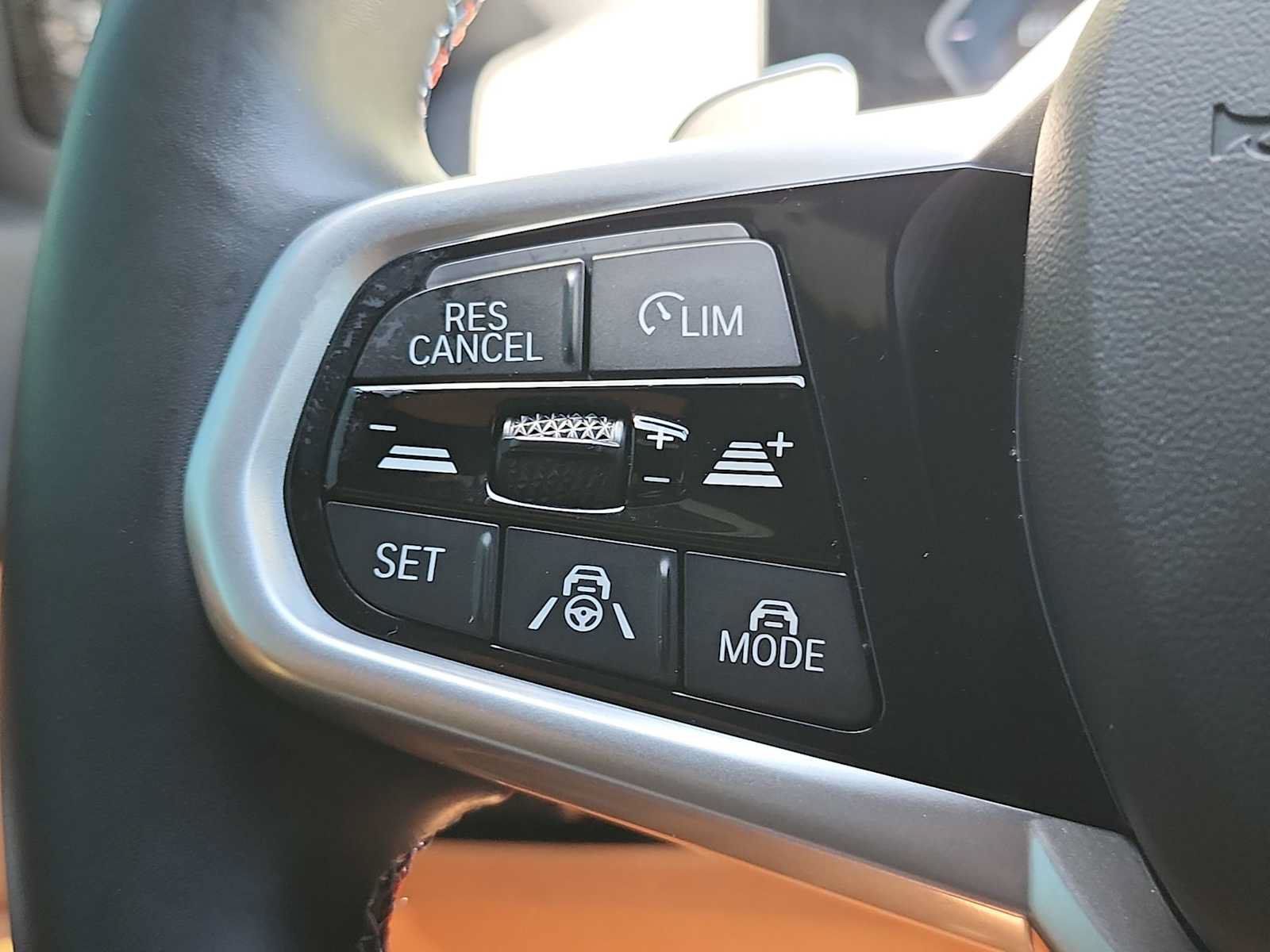 Used 2025 BMW M340i w/ Premium Package RWD image 28