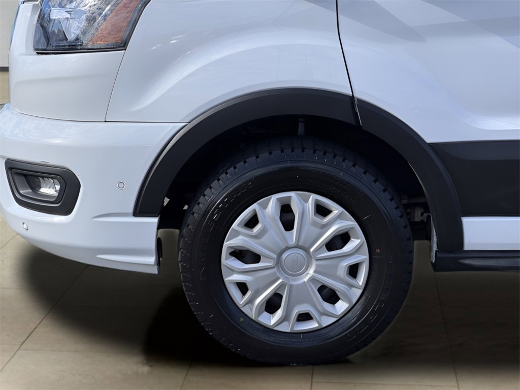 Used 2023 Ford Transit 350 XLT image 35