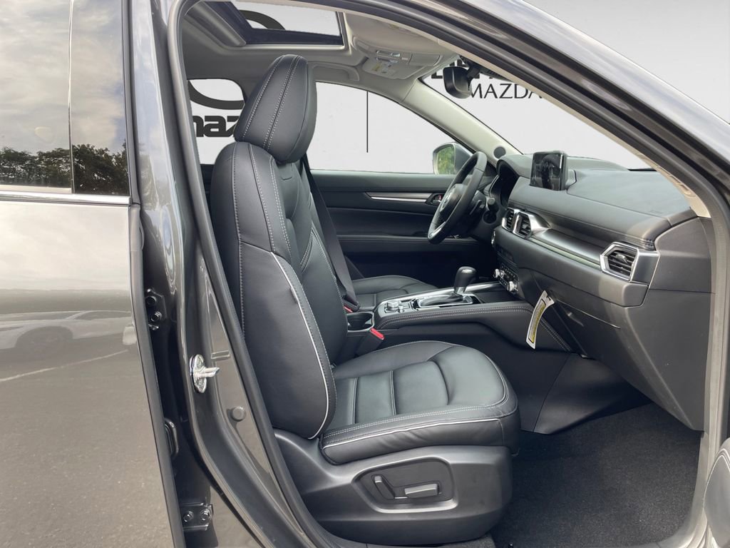 New 2025 MAZDA CX-5 AWD 2.5 S w/ Premium Plus Pkg image 14