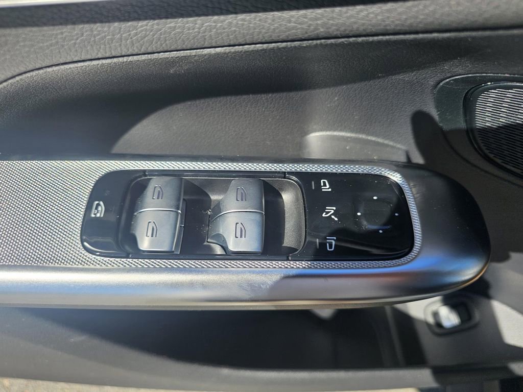 New 2026 Mercedes-Benz GLC 300 4MATIC image 12
