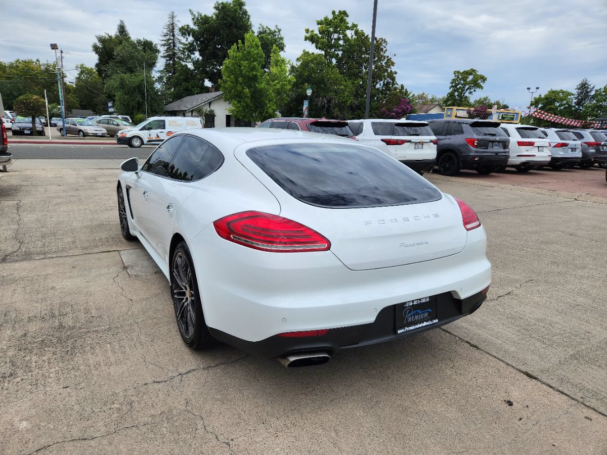 Used 2016 Porsche Panamera Edition RWD image 3