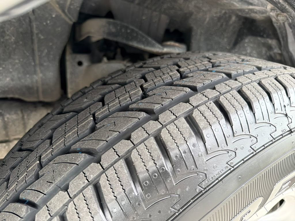 Used 2021 Nissan Titan S image 12