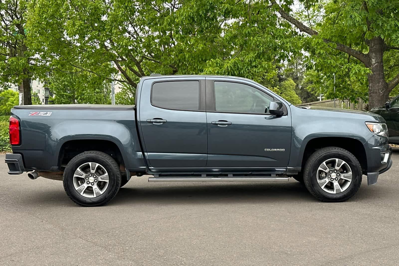 Used 2019 Chevrolet Colorado Z71 AWD/4WD image 8