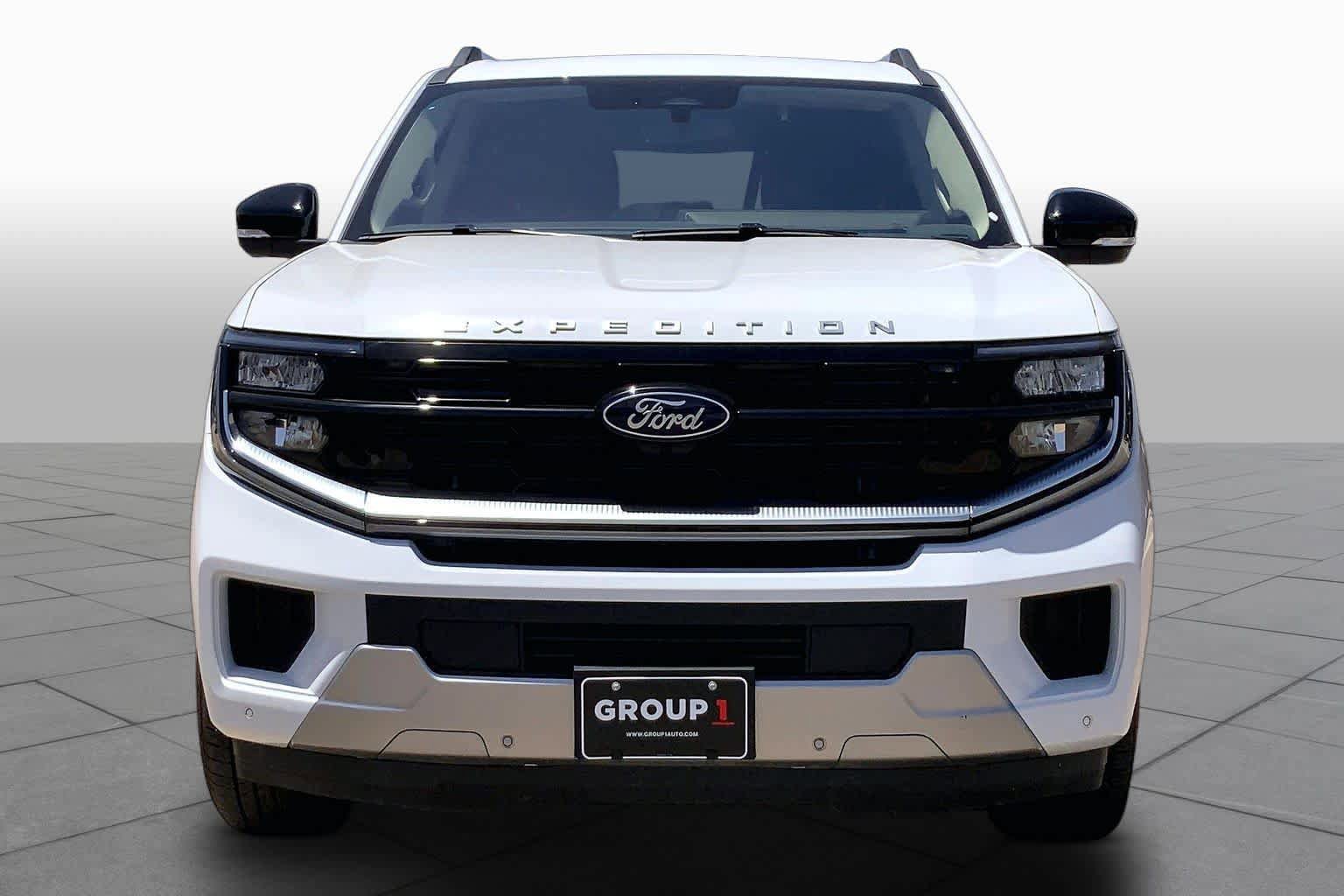 Used 2025 Ford Expedition Max Platinum AWD/4WD image 4