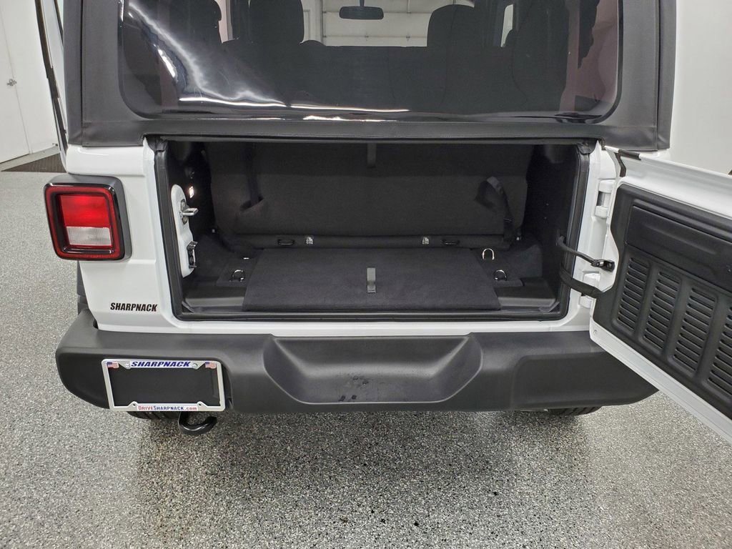 Used 2025 Jeep Wrangler Sport AWD/4WD image 24