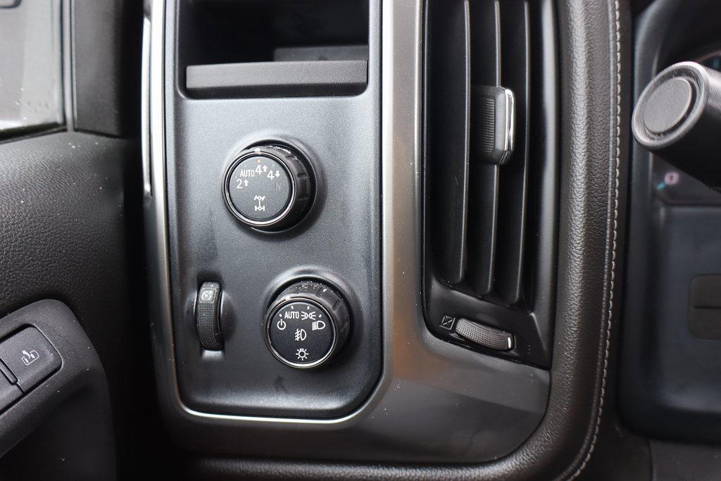 Used 2018 Chevrolet Silverado 1500 LTZ image 10