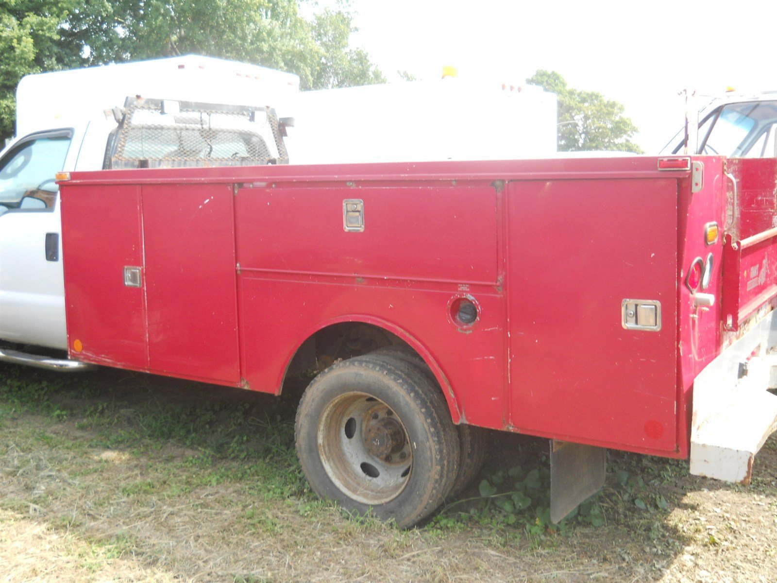 Used 2004 Ford F450 4x4 Regular Cab Super Duty image 4