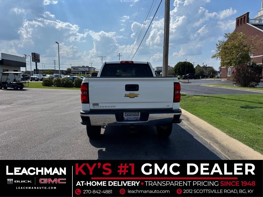 Used 2015 Chevrolet Silverado 2500 LT w/ LT Convenience Package AWD/4WD image 4