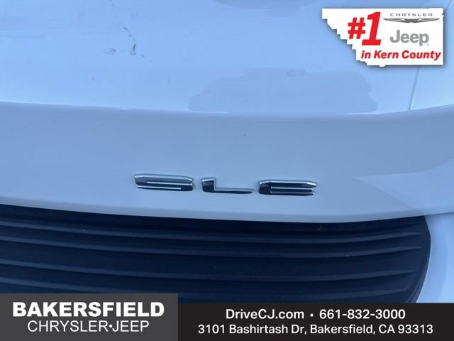 Used 2024 GMC Yukon XL SLE w/ Max Trailering Package image 32