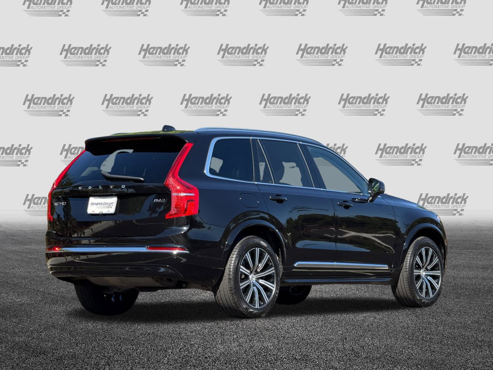Used 2025 Volvo XC90 B6 Ultra image 5