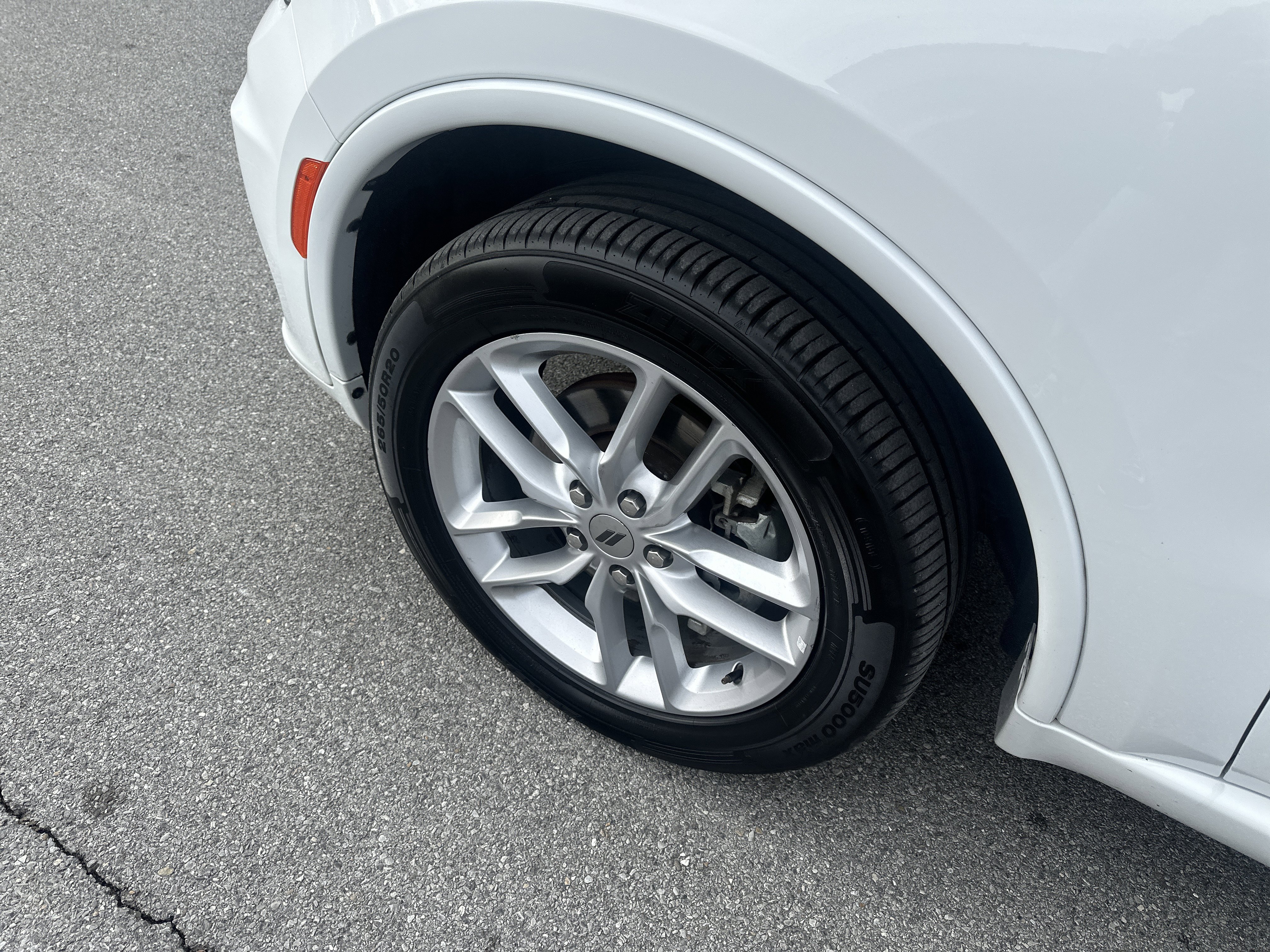 Used 2023 Dodge Durango GT image 11