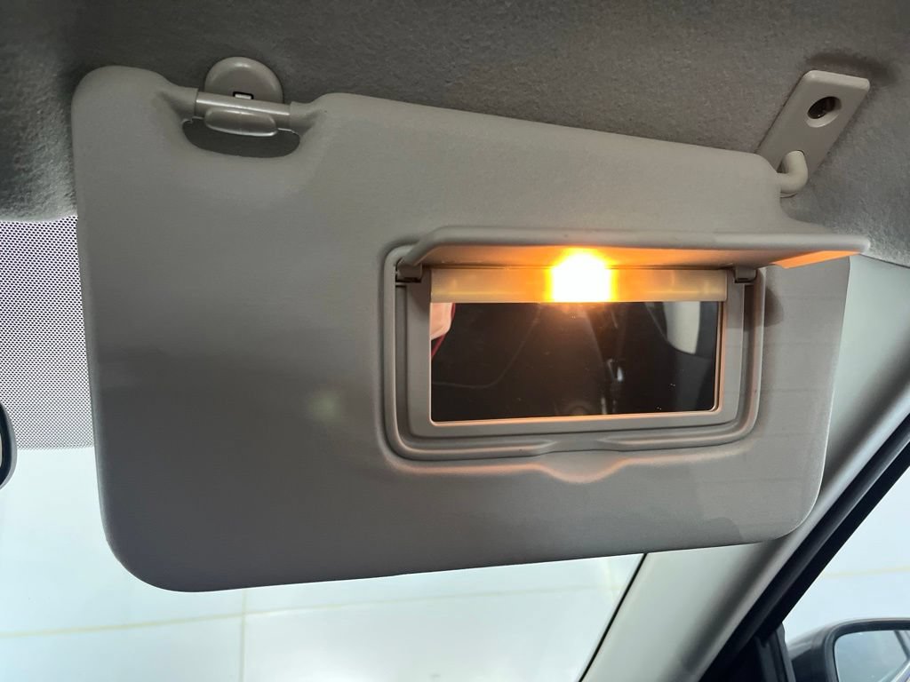 Used 2021 Nissan Kicks SV FWD image 76