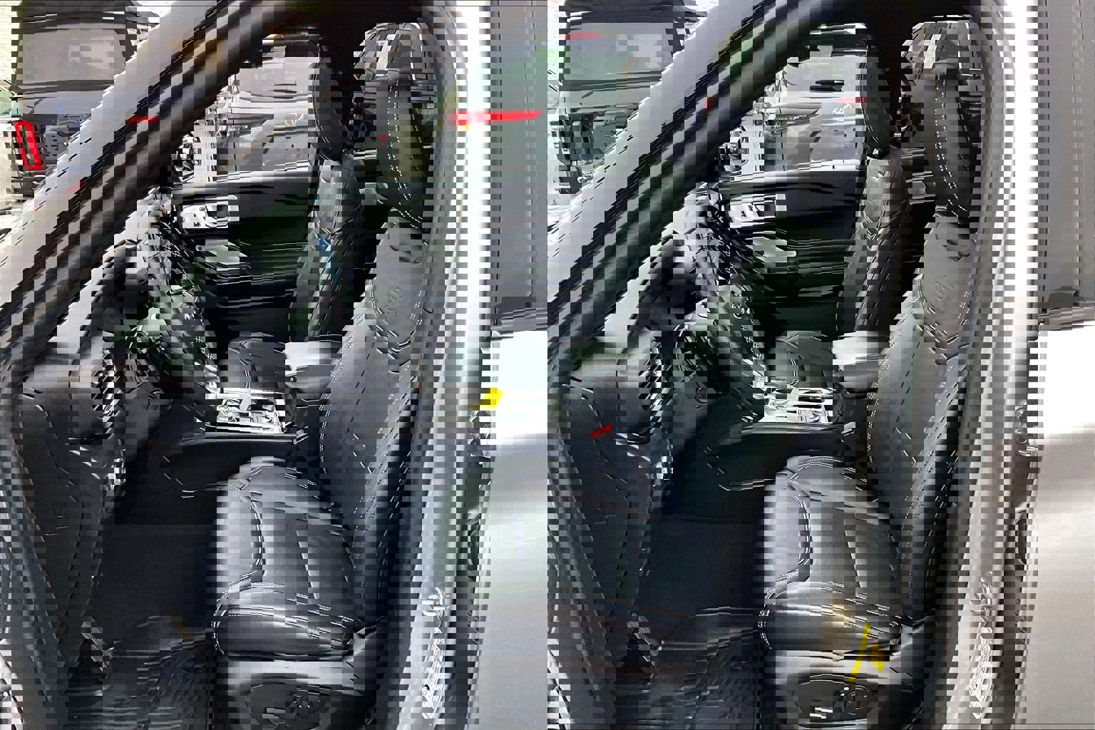 Used 2022 Ford Explorer ST w/ Equipment Group 401A image 21