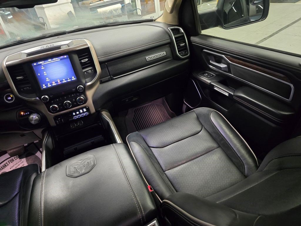 Used 2020 RAM 1500 Laramie RWD image 46