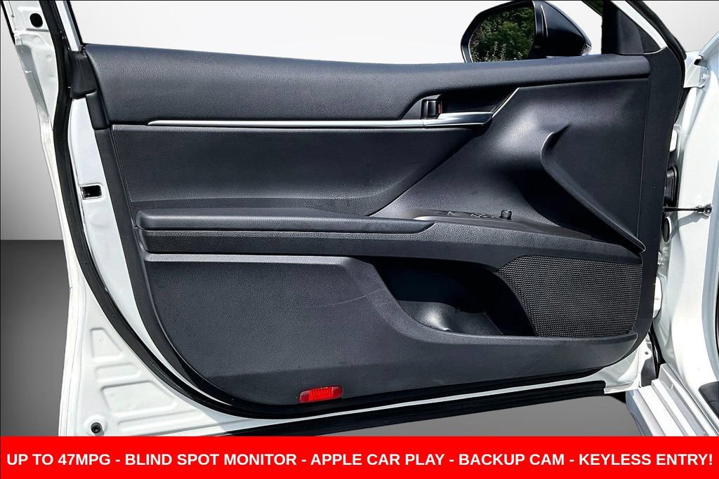 Used 2023 Toyota Camry SE w/ Convenience Package FWD image 19