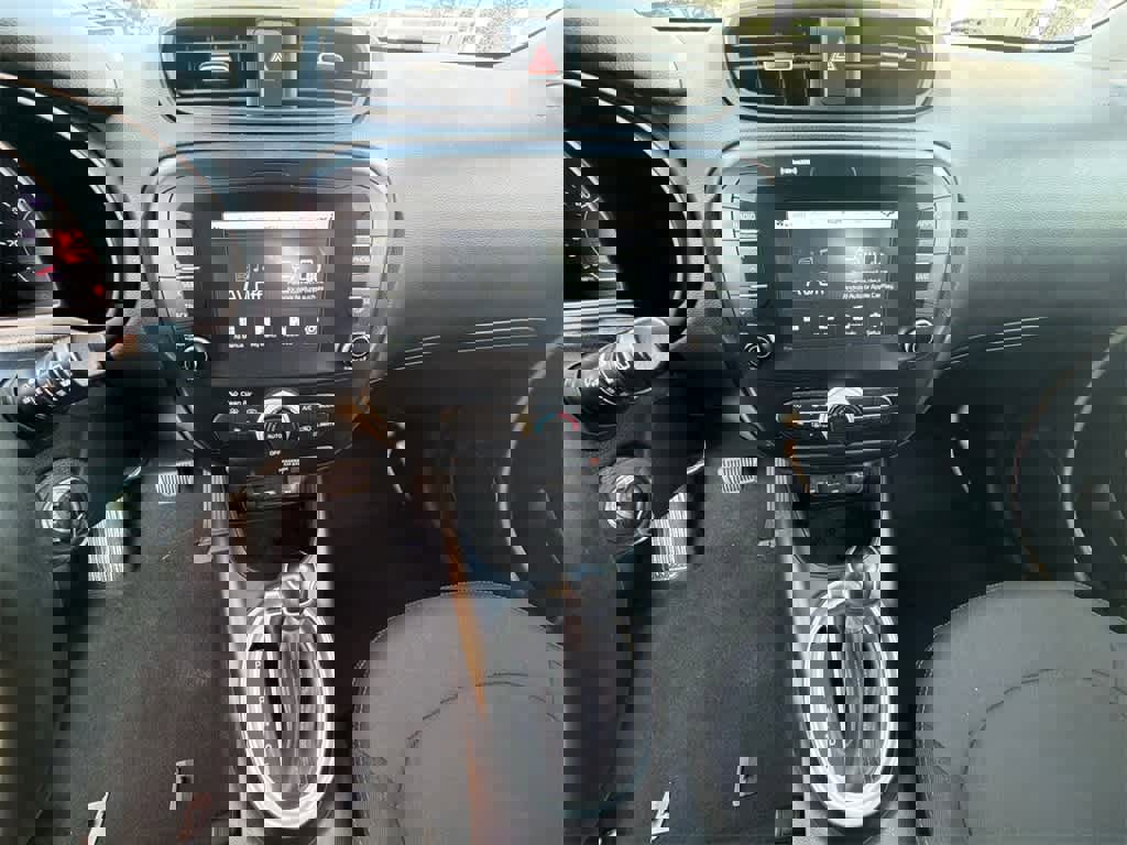 Used 2019 Kia Soul + image 25