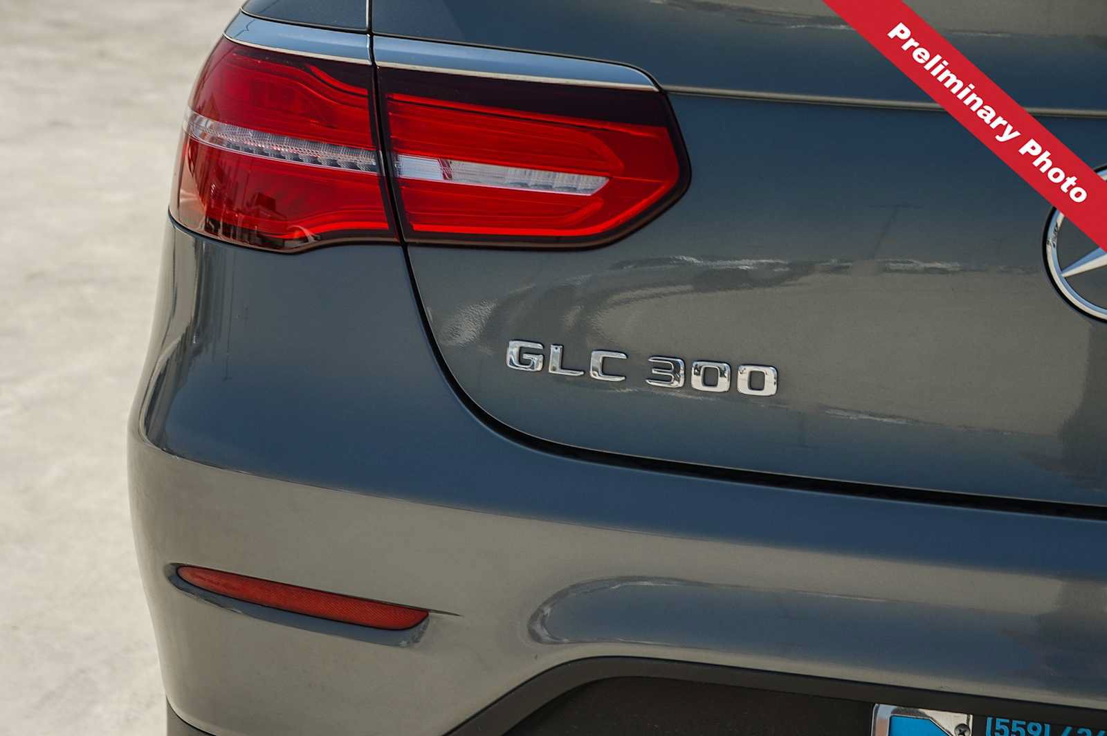 Used 2018 Mercedes-Benz GLC 300 4MATIC Coupe image 10