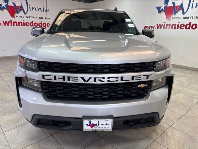Used 2022 Chevrolet Silverado 1500 Custom RWD image 2