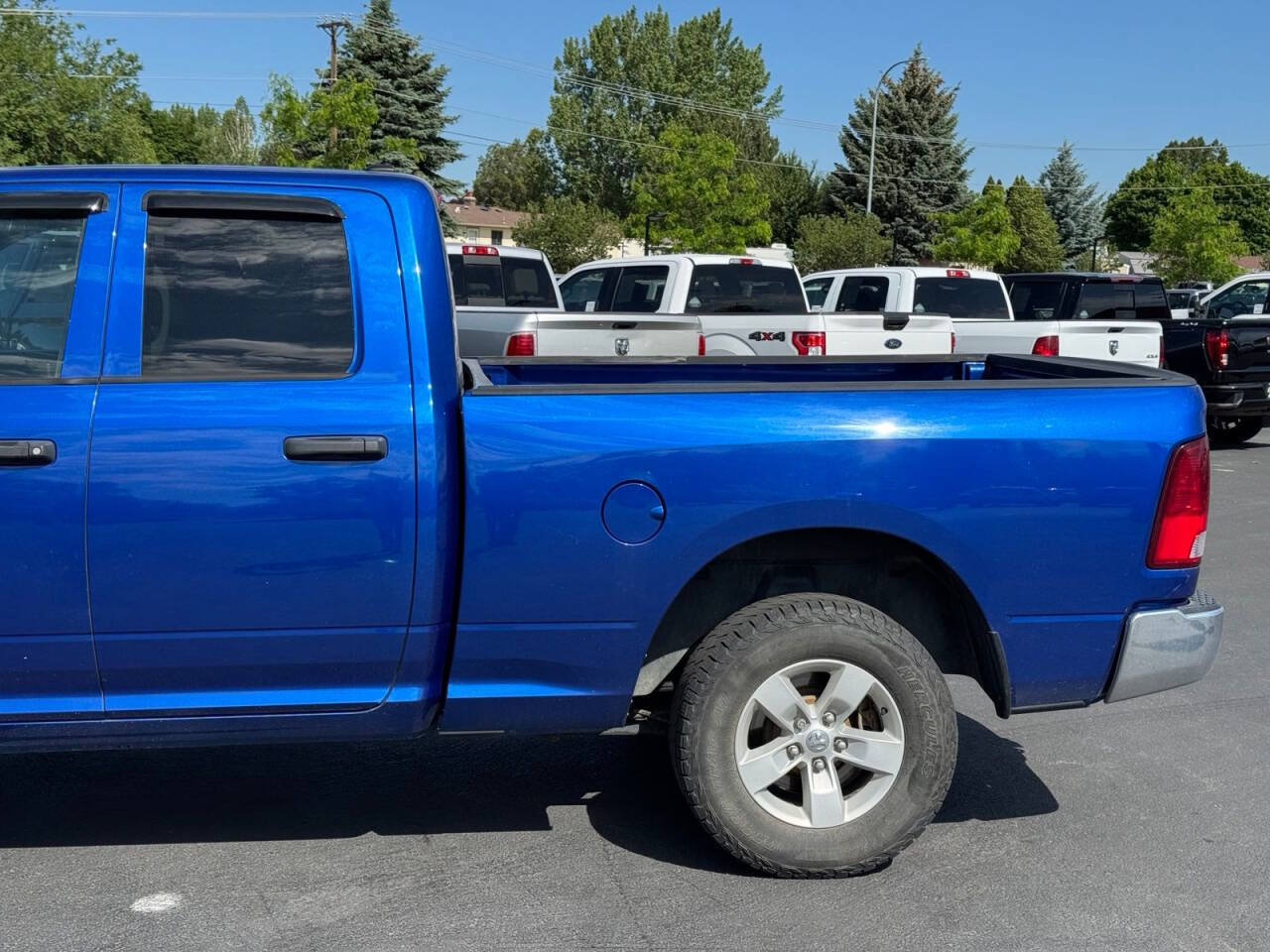 Used 2018 RAM 1500 ST w/ SXT Appearance Group AWD/4WD image 5