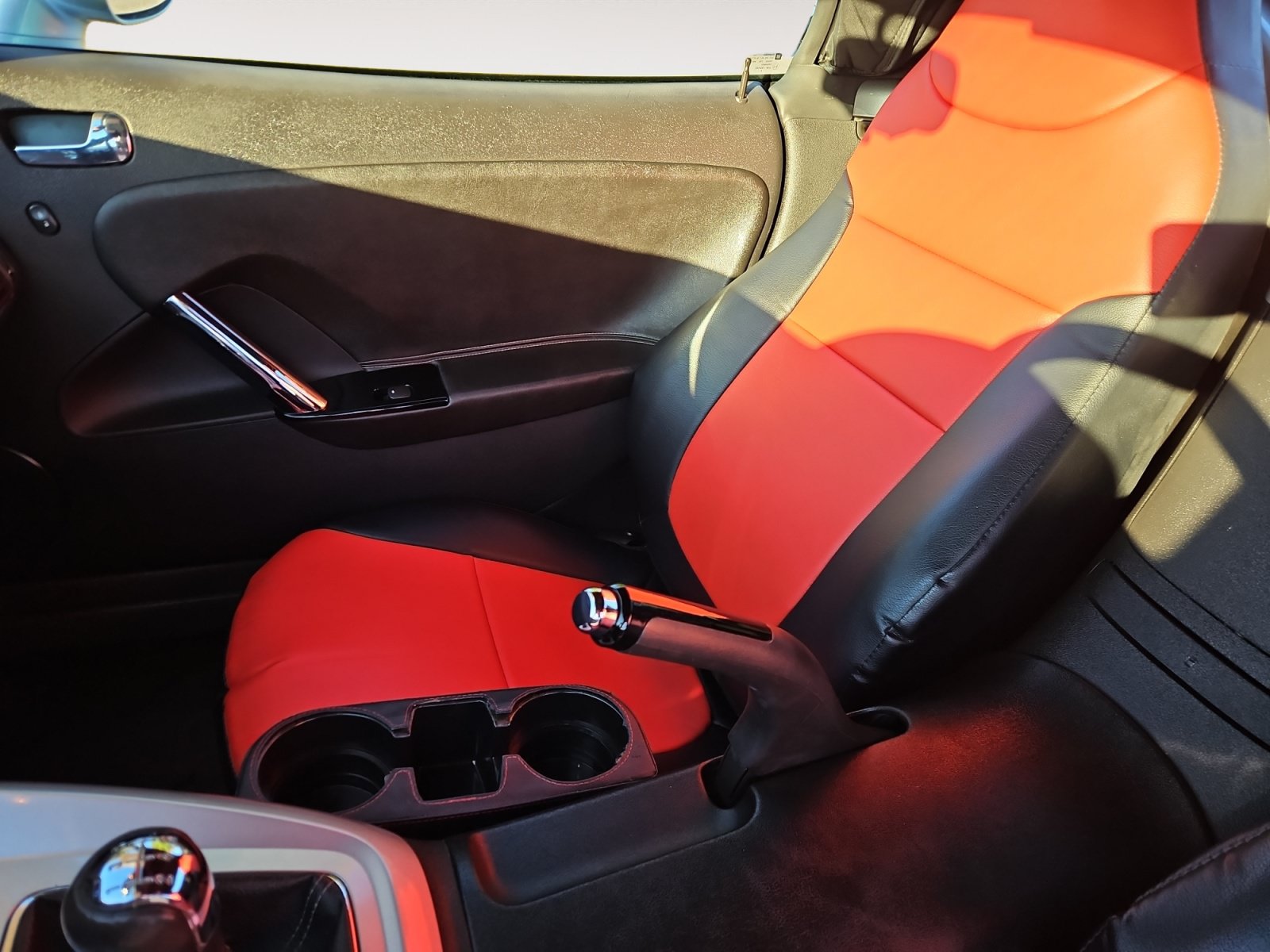 Used 2007 Saturn Sky w/ Premium Trim Pkg RWD image 13