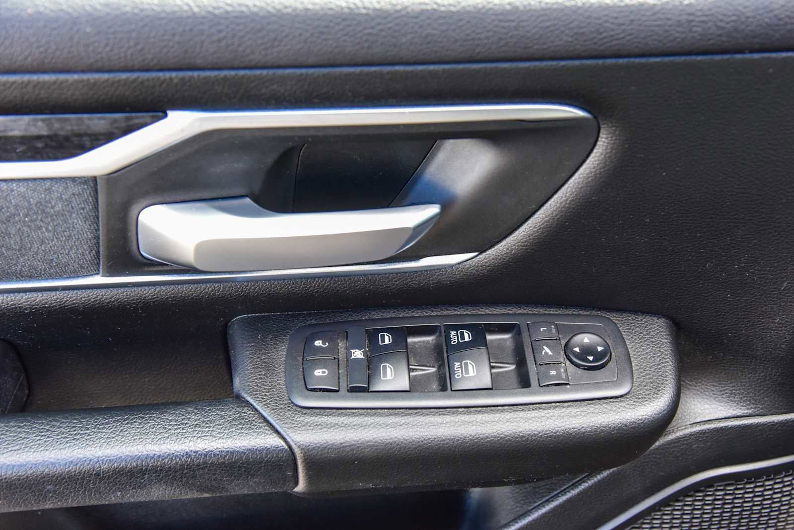Certified 2019 RAM 1500 Big Horn AWD/4WD image 15