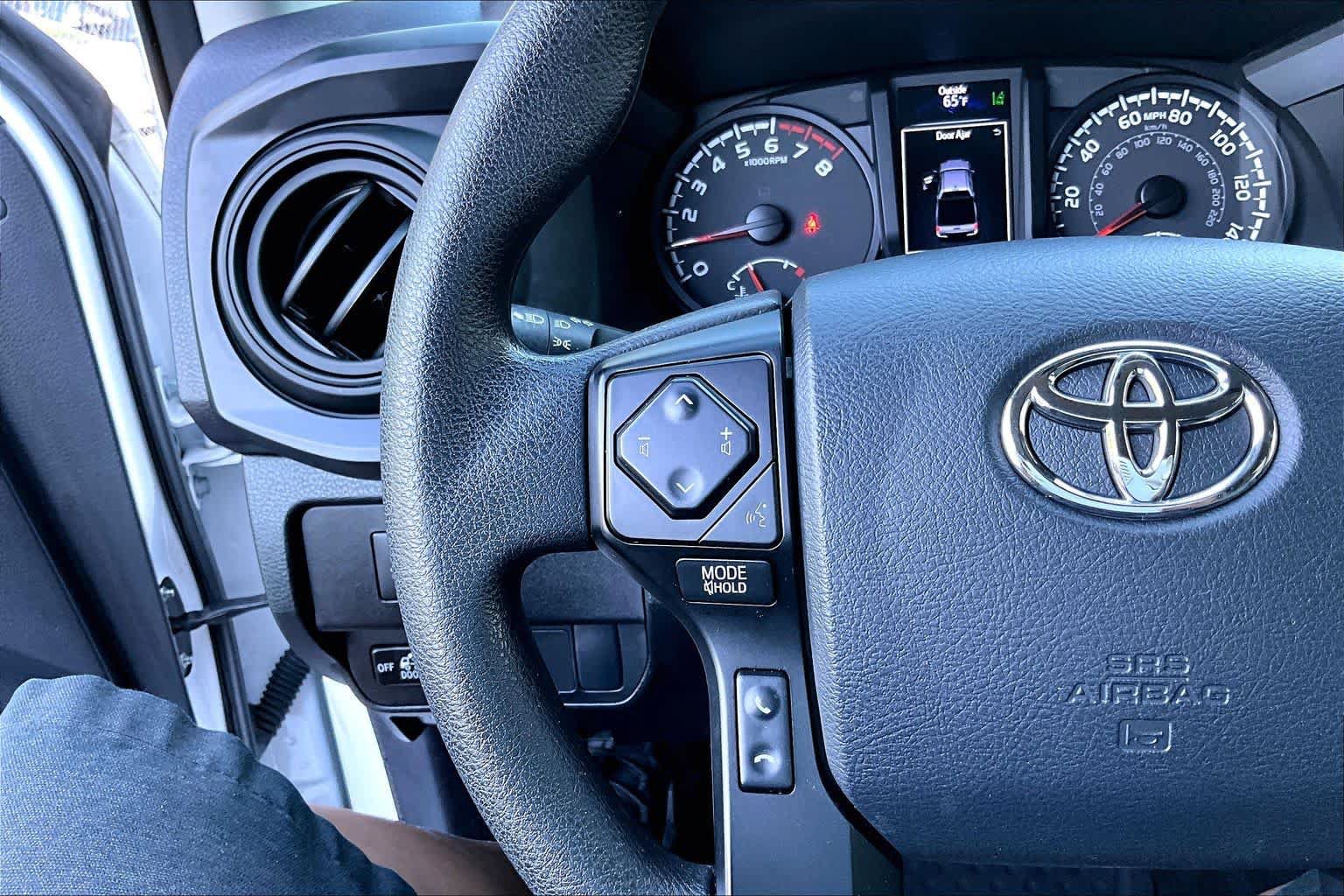 Certified 2023 Toyota Tacoma SR AWD/4WD image 22