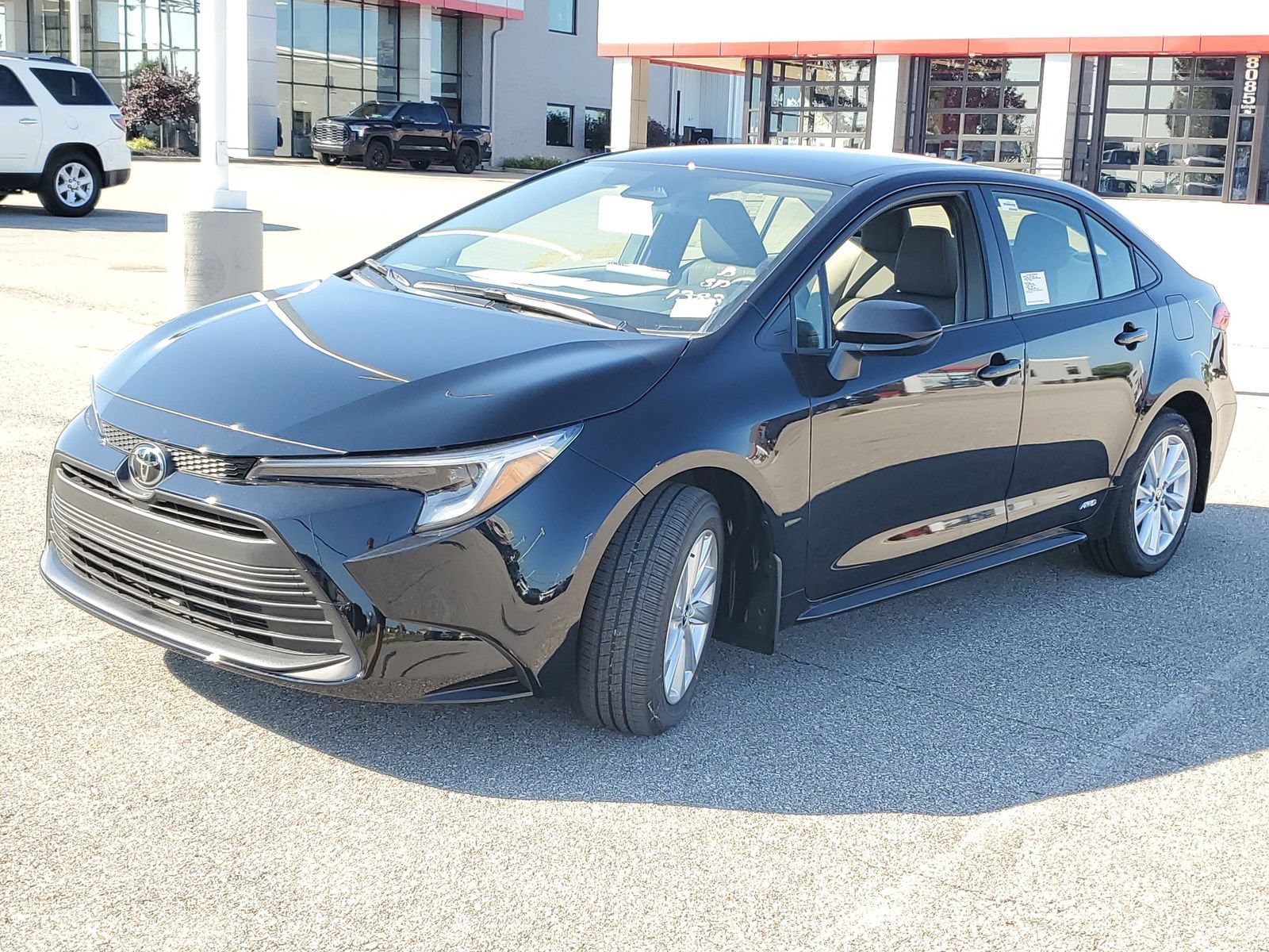 New 2026 Toyota Corolla LE AWD/4WD image 2
