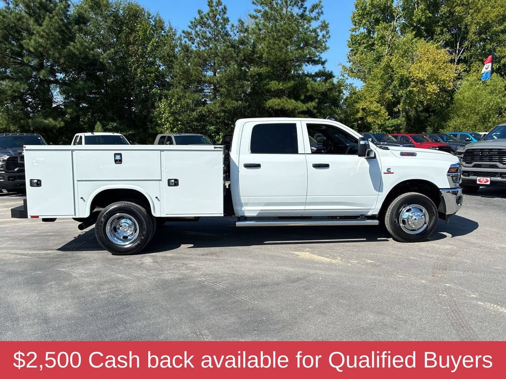 New 2026 RAM 3500 Tradesman w/ Chrome Appearance Group A AWD/4WD image 3