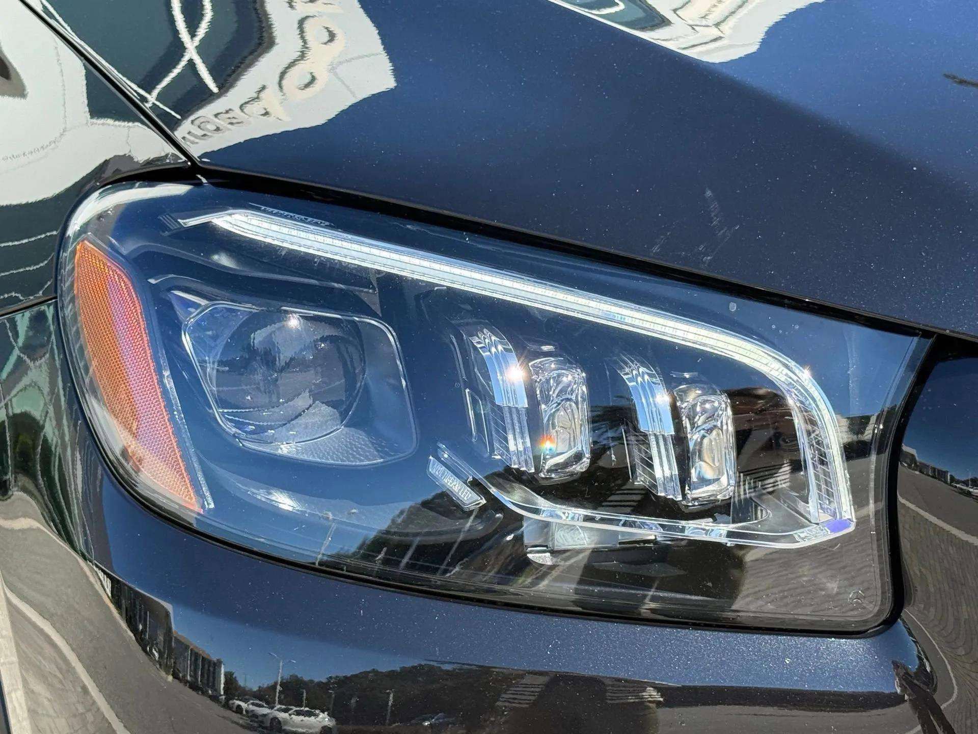 Used 2023 Mercedes-Benz Maybach GLS 600 4MATIC image 52