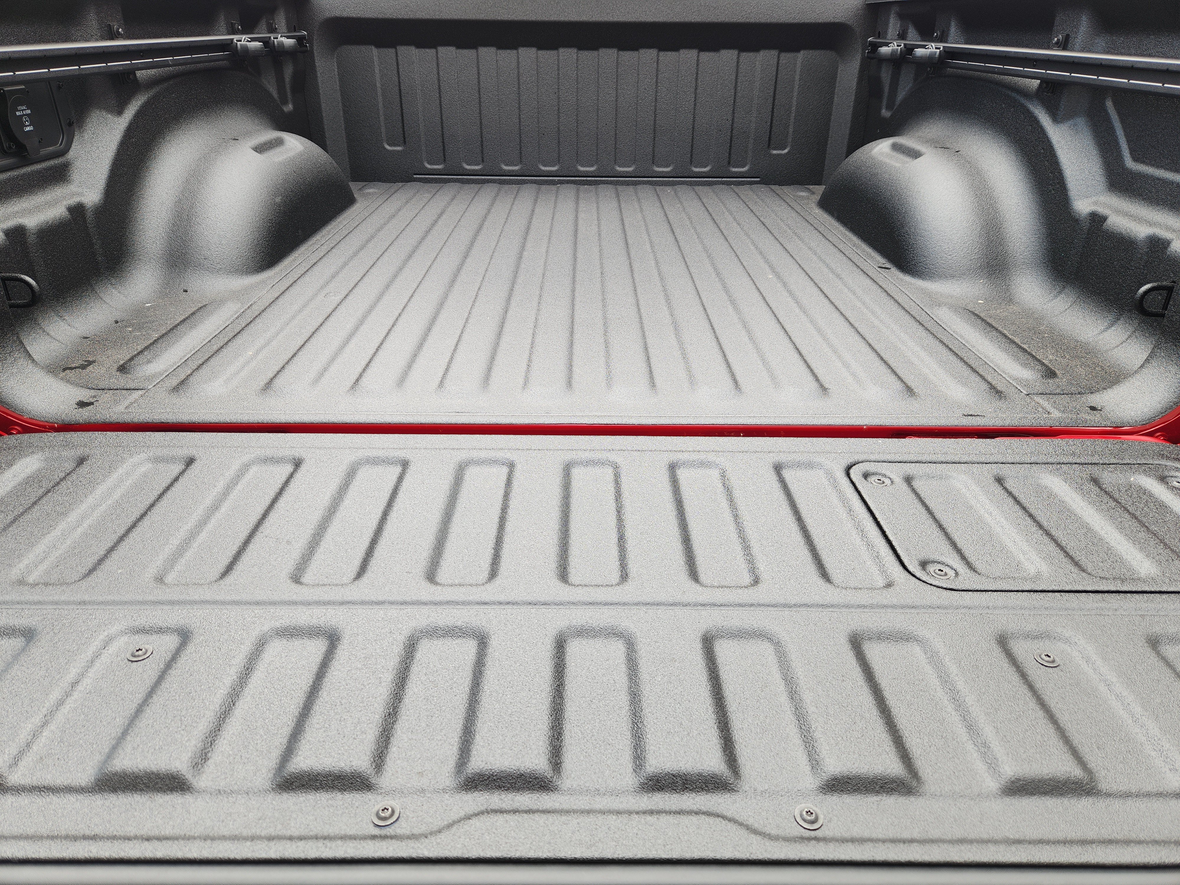 New 2026 RAM 1500 Laramie AWD/4WD image 24