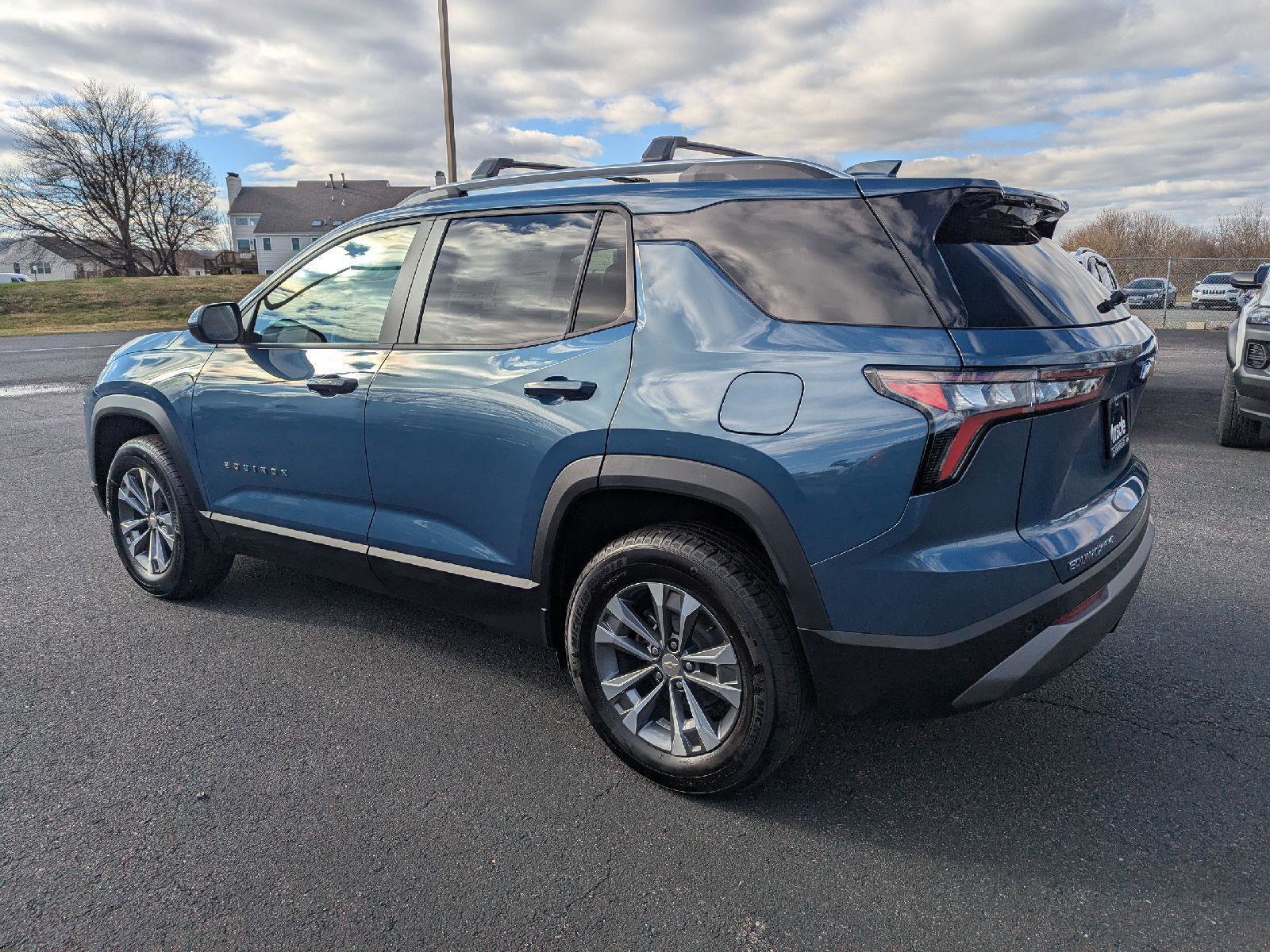 New 2026 Chevrolet Equinox LT image 11