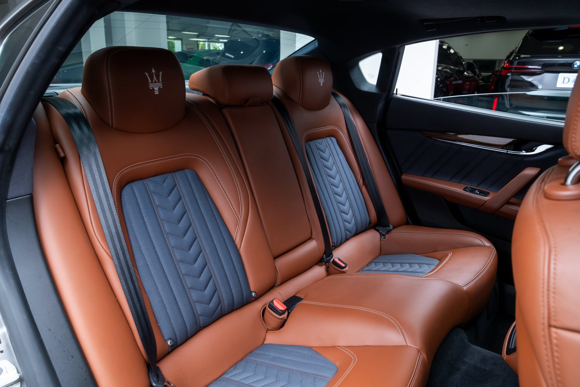 Used 2017 Maserati Quattroporte S GranLusso Q4 AWD/4WD image 24