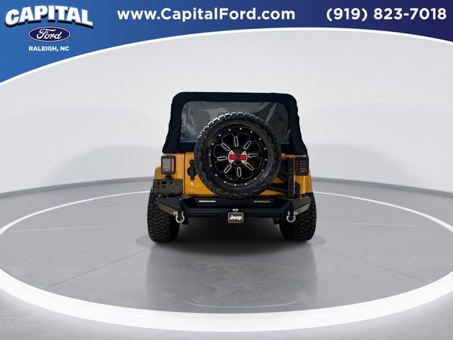 Used 2014 Jeep Wrangler Unlimited Sahara w/ Max Tow Package image 7