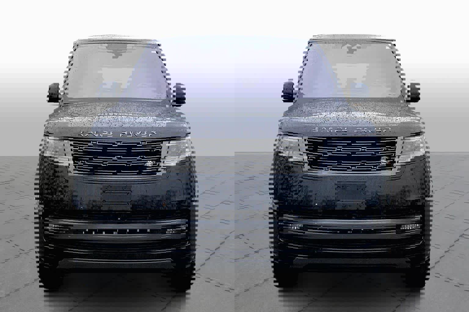 Used 2023 Land Rover Range Rover SE image 4