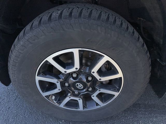 Used 2021 Toyota Tundra Limited w/ Limited Premium Package image 36