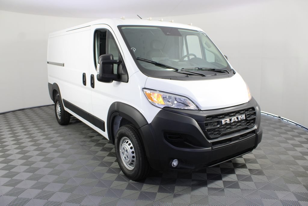 Used 2025 RAM ProMaster 2500 w/ Convenience Group FWD image 23