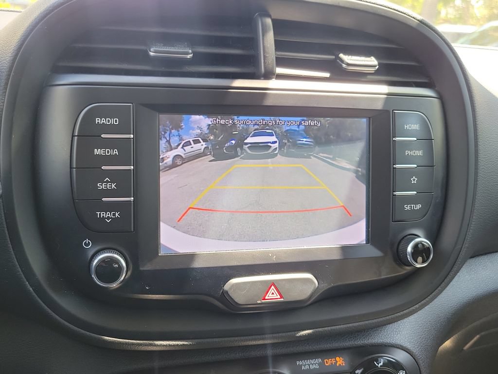 Used 2020 Kia Soul GT-Line FWD image 23