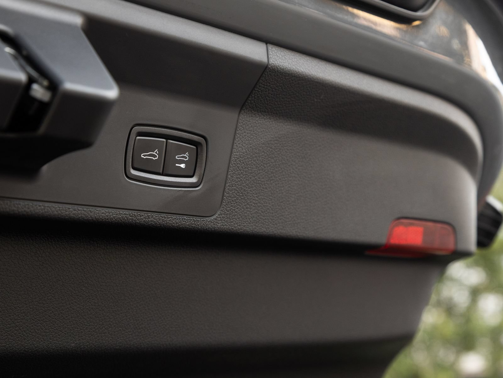 Certified 2025 Porsche Panamera image 31