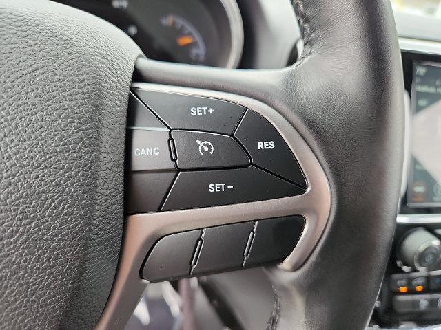 Used 2019 Jeep Grand Cherokee Limited w/ Trailer Tow Group IV AWD/4WD image 22