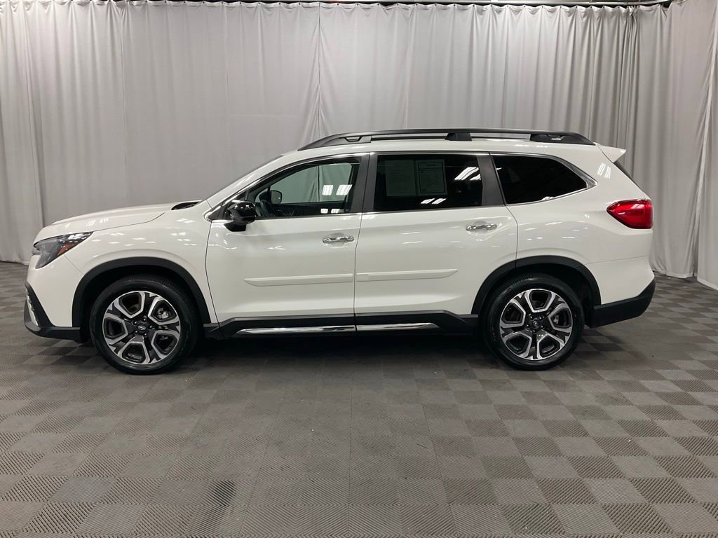 Used 2024 Subaru Ascent Touring AWD/4WD image 5