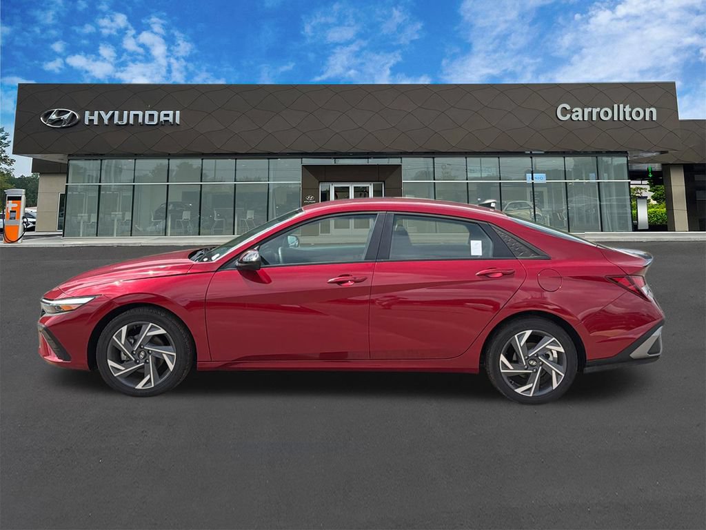Certified 2025 Hyundai Elantra Sport FWD image 8