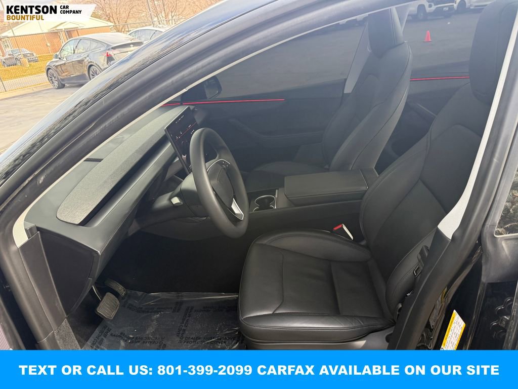 Used 2026 Tesla Model Y Long Range image 30