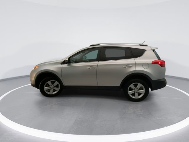 Used 2014 Toyota RAV4 XLE AWD/4WD image 9